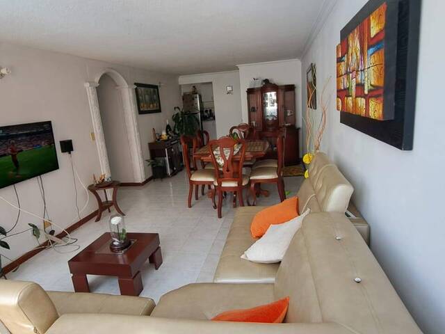 #98 - Apartamento para Venta en Cali - VAC - 2