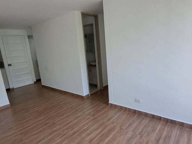 # - Apartamento para Alquiler en Cali - VAC - 2