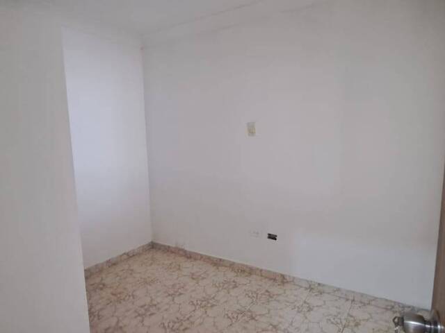 # - Casa para Venta en Cali - VAC - 2